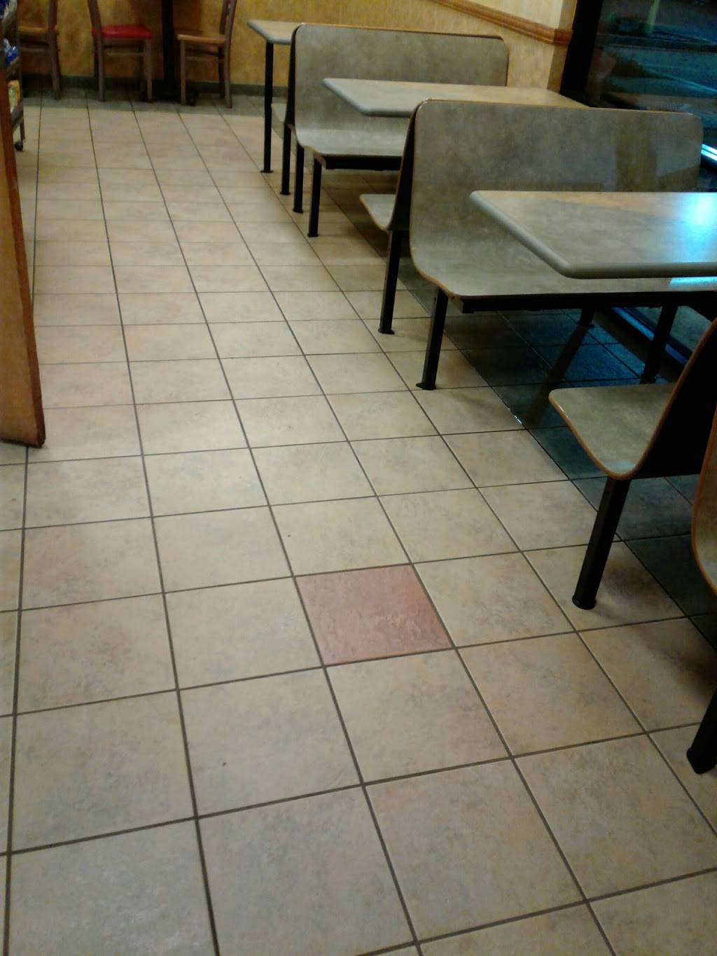 Subway | restaurant | Bond Plaza, 9171 Elk Grove Florin Rd Suite 5, Elk Grove, CA 95624, USA | 9166868737 OR +1 916-686-8737