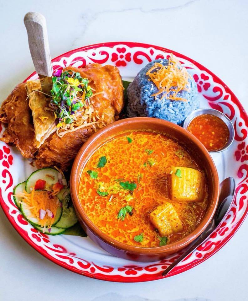 Farmhouse Kitchen Thai Cuisine | restaurant | 1165 Merrill St, Menlo Park, CA 94025, USA | 6506657935 OR +1 650-665-7935