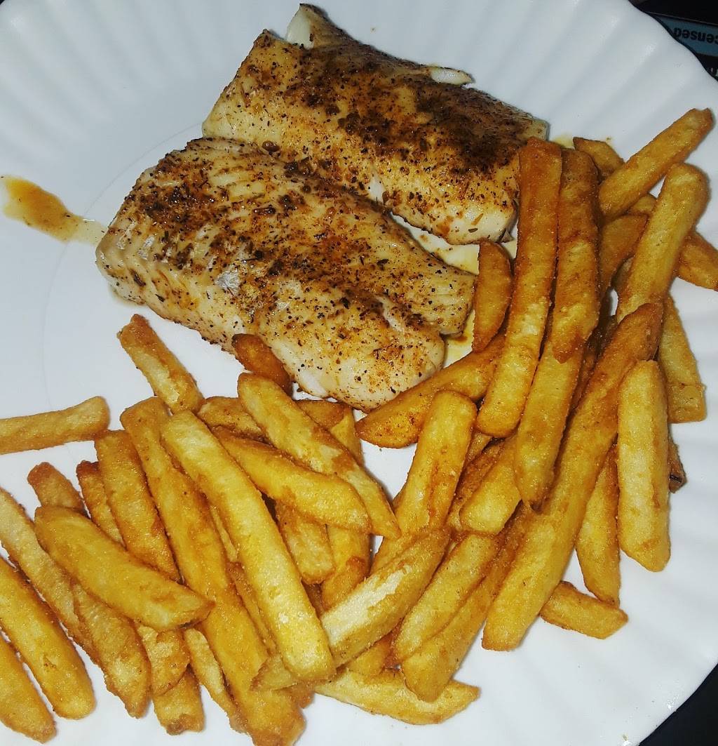 Sharks Fish House Restaurant | restaurant | 14595 Tamiami Trail, North Port, FL 34287, USA | 9414292150 OR +1 941-429-2150