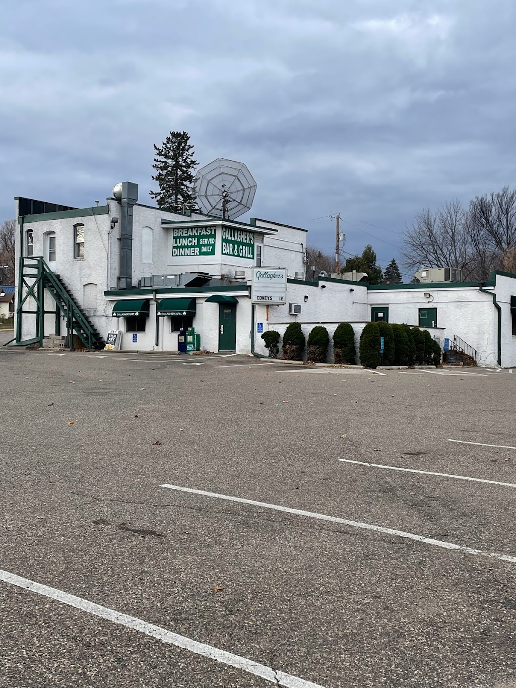 Gallaghers Bar | restaurant | 888 Ohio St, West St Paul, MN 55118, USA | 6514558150 OR +1 651-455-8150