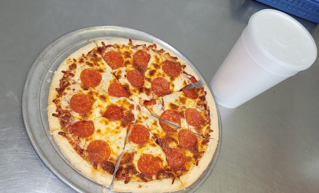 Georges | restaurant | 323 E Broadway St, Hollis, OK 73550, USA | 5806883458 OR +1 580-688-3458