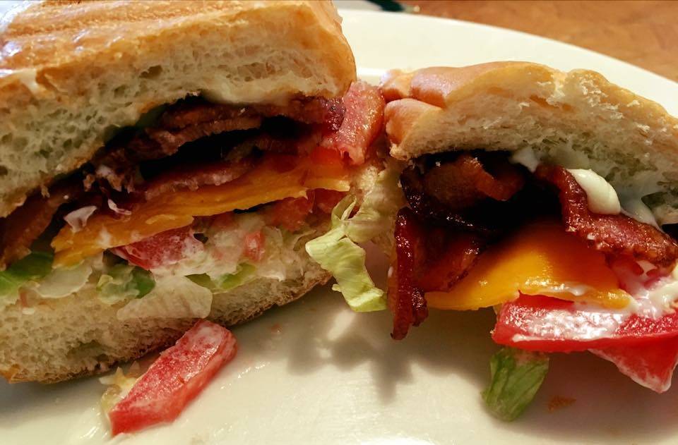 Black Dog Coffee & Cafe | restaurant | 711 Beulah Ave, Tylertown, MS 39667, USA | 6018185100 OR +1 601-818-5100