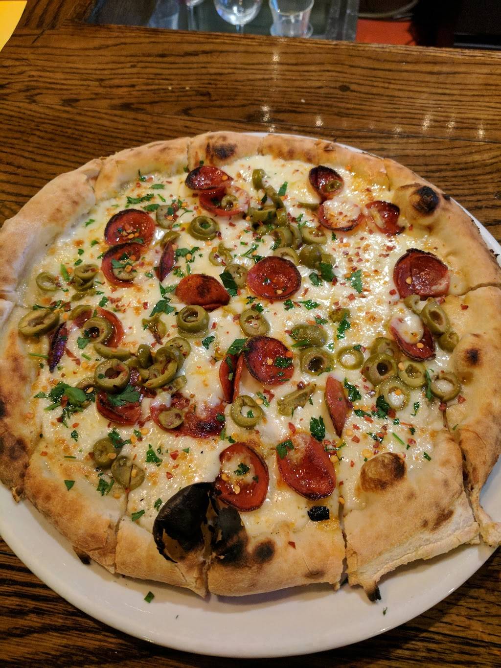 800 Degrees Three Fires | restaurant | 5215 Illinois Rd Suite 101, Fort Wayne, IN 46804, USA | 2604160005 OR +1 260-416-0005