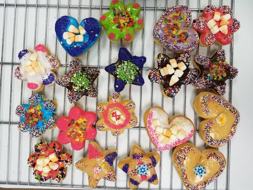 Royal king donut | restaurant | 1546 E Stacy Rd, Allen, TX 75002, USA | 4693254968 OR +1 469-325-4968