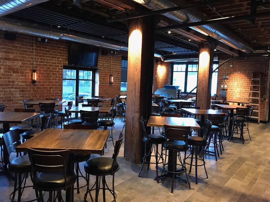 Clock House Brewing | restaurant | 600 1st St SE, Cedar Rapids, IA 52401, USA | 3192004099 OR +1 319-200-4099