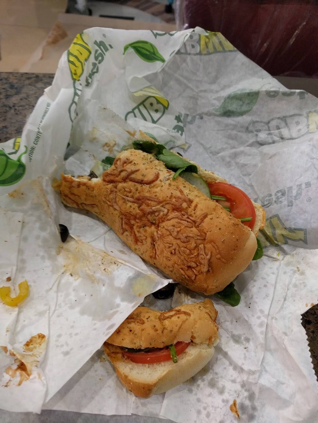 Subway | restaurant | 316 Indian Ridge Blvd, Mishawaka, IN 46545, USA | 5742717433 OR +1 574-271-7433
