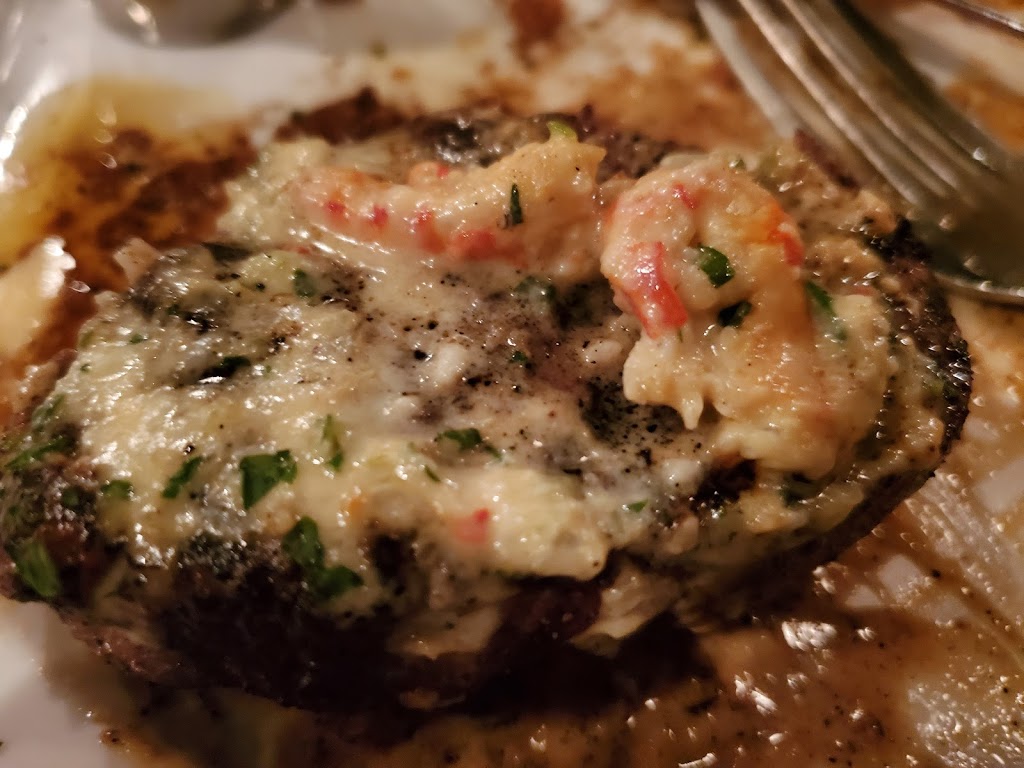 Briquettes Steakhouse | restaurant | 901 Montlimar Dr #36609, Mobile, AL 36609, USA | 2514083133 OR +1 251-408-3133