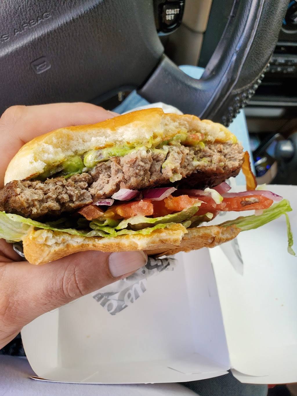 Carls Jr. | restaurant | 800 NW 9th St, Corvallis, OR 97330, USA | 5412572727 OR +1 541-257-2727