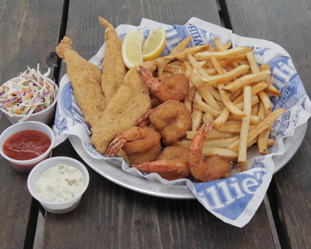 Willies Grill & Icehouse | restaurant | 24236 Northwest Fwy, Cypress, TX 77429, USA | 2817580558 OR +1 281-758-0558