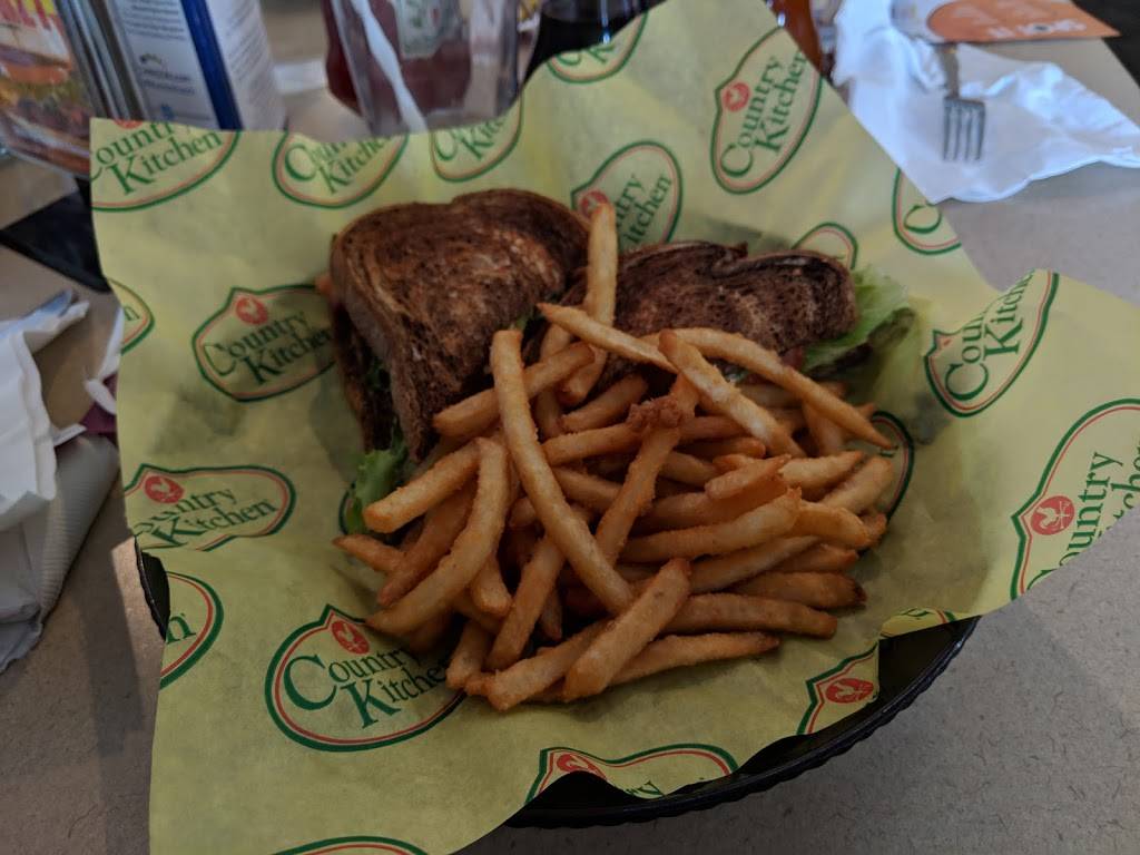 Country Kitchen Restaurant | restaurant | 528 MN-7 E, Hutchinson, MN 55350, USA | 3205874940 OR +1 320-587-4940