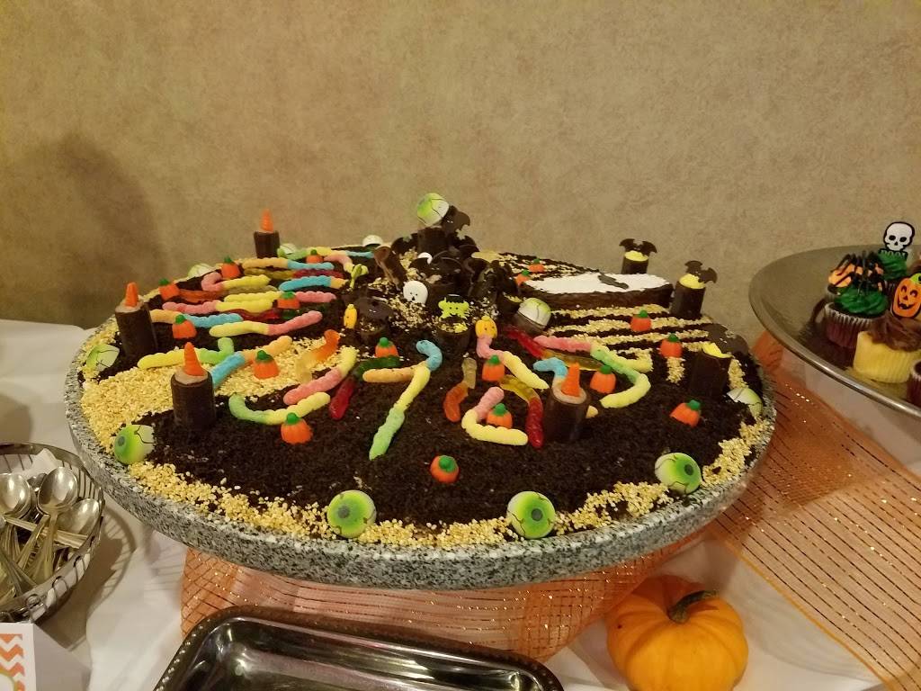 Country House Restaurant | restaurant | 2799 Maple Ave, Lisle, IL 60532, USA | 6309830545 OR +1 630-983-0545