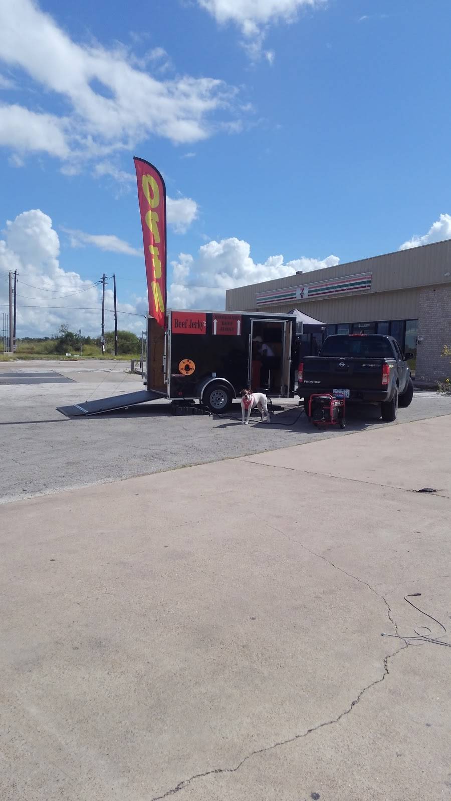 Rockport Jerky | restaurant | 325 N Doughty St, Rockport, TX 78382, USA | 3614631051 OR +1 361-463-1051