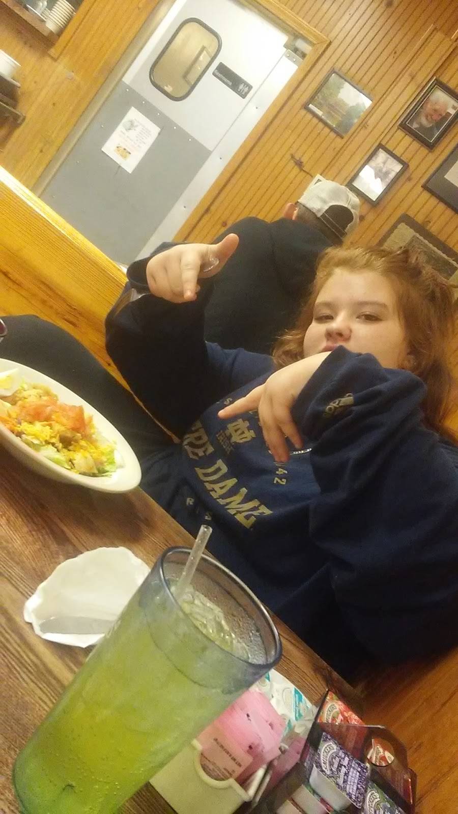 Miltons Family Restaurant | restaurant | 220 W State St, Albany, IN 47320, USA | 7657898487 OR +1 765-789-8487