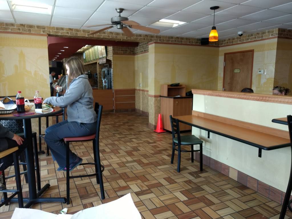 Subway | restaurant | 12500 S Saginaw St, Grand Blanc, MI 48439, USA | 8106951600 OR +1 810-695-1600