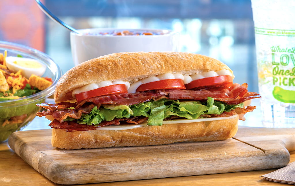 Picklemans | restaurant | 1317 S 204th St, Elkhorn, NE 68022, USA | 5314663618 OR +1 531-466-3618