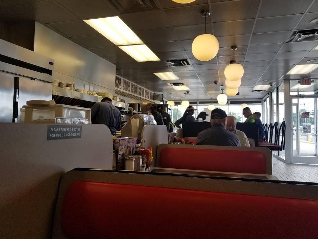 Waffle House | meal takeaway | 501 Westinghouse Blvd, Charlotte, NC 28273, USA | 7045886400 OR +1 704-588-6400