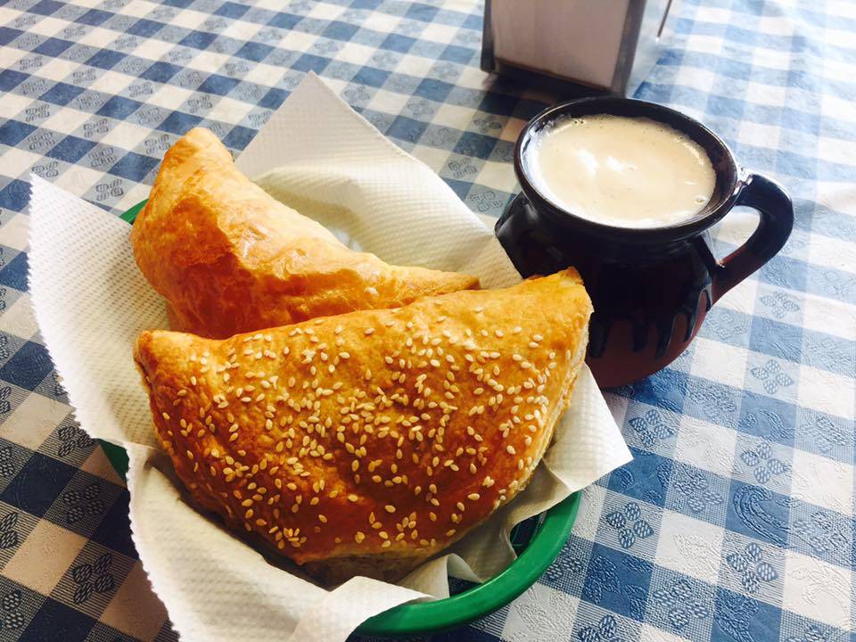 Golden Tuzo | restaurant | 5648 W Diversey Ave, Chicago, IL 60639, USA | 7737035048 OR +1 773-703-5048