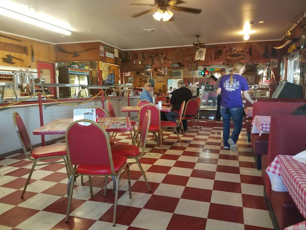 Country Kitchen and Bakery | restaurant | 307 N Key Ave, Lampasas, TX 76550, USA | 5125566152 OR +1 512-556-6152
