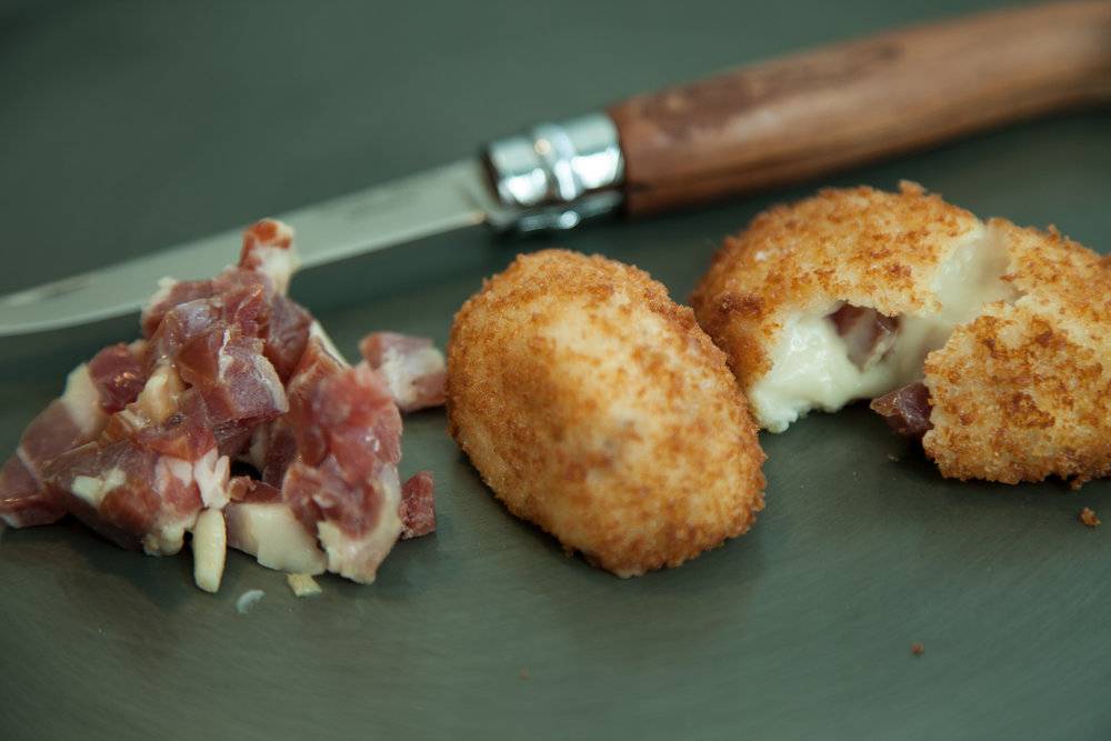 La Croqueteria de Montreal | restaurant | 4520 A Av du Parc, Montréal, QC H2V 4E3, Canada | 5148040654 OR +1 514-804-0654