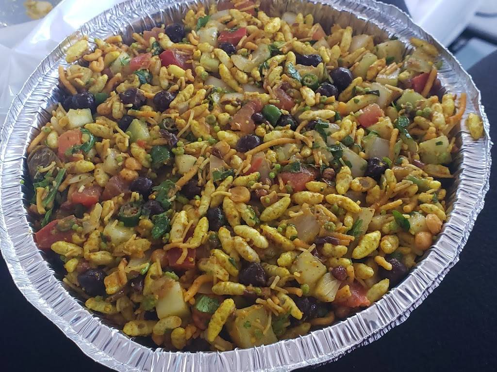 Premium Sweets | restaurant | 4099 Erin Mills Pkwy, Mississauga, ON L5L 3P9, Canada | 9056075688 OR +1 905-607-5688