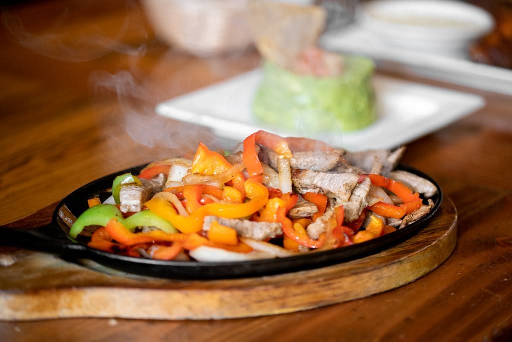 Mexico Lindo | restaurant | 5635 Silver Creek Valley Rd, San Jose, CA 95138, USA | 4082705463 OR +1 408-270-5463