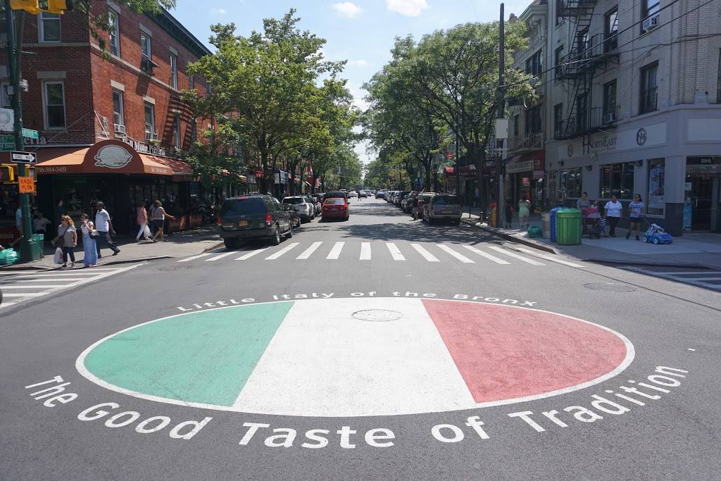 Bronx Little Italy | bakery | 2396 Arthur Ave, The Bronx, NY 10458, USA | 7182948259 OR +1 718-294-8259