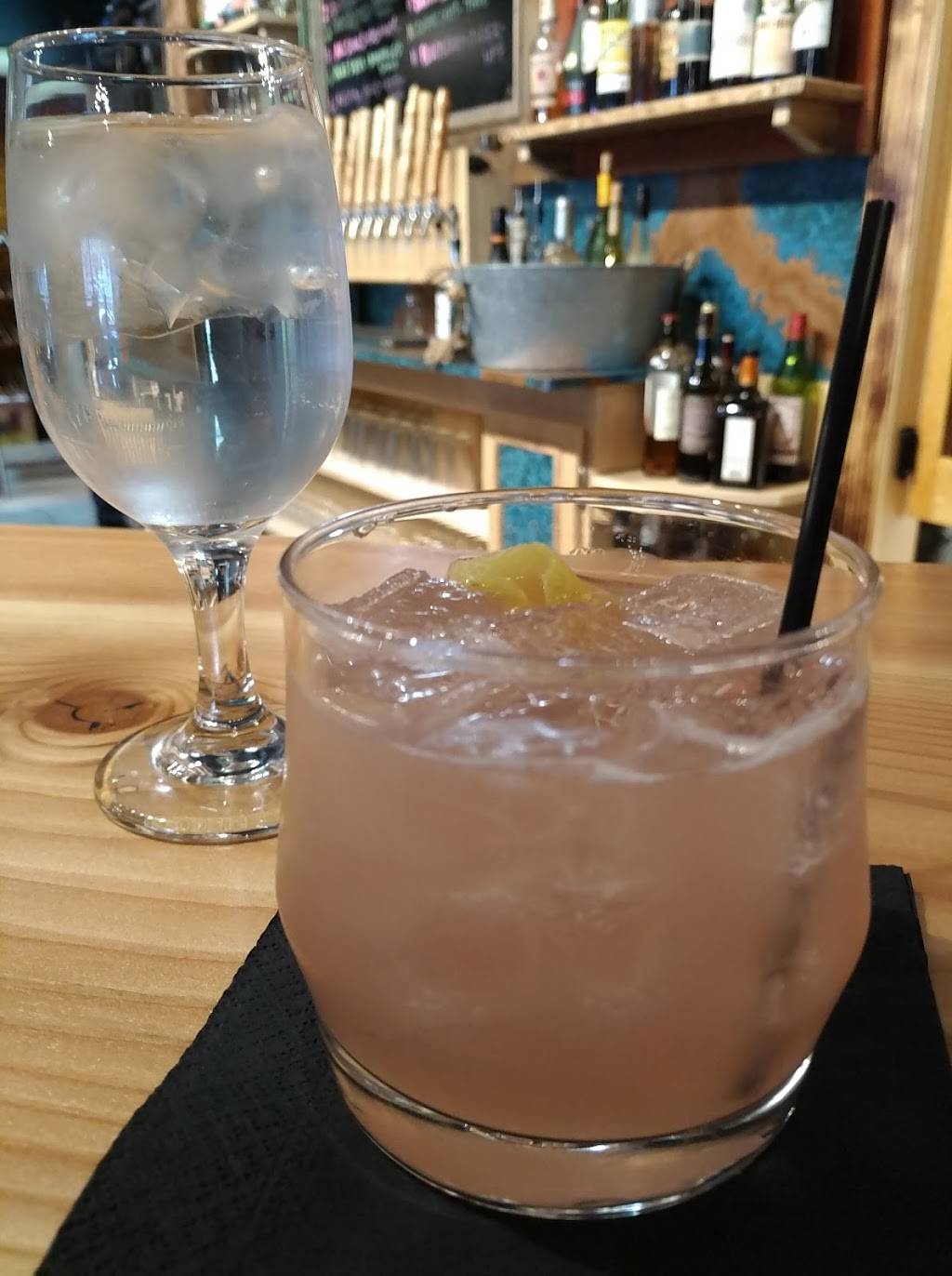 Meridians Kitchen and Bar | restaurant | 166 Upper Main St, Fairfield, ME 04937, USA | 2077420036 OR +1 207-742-0036