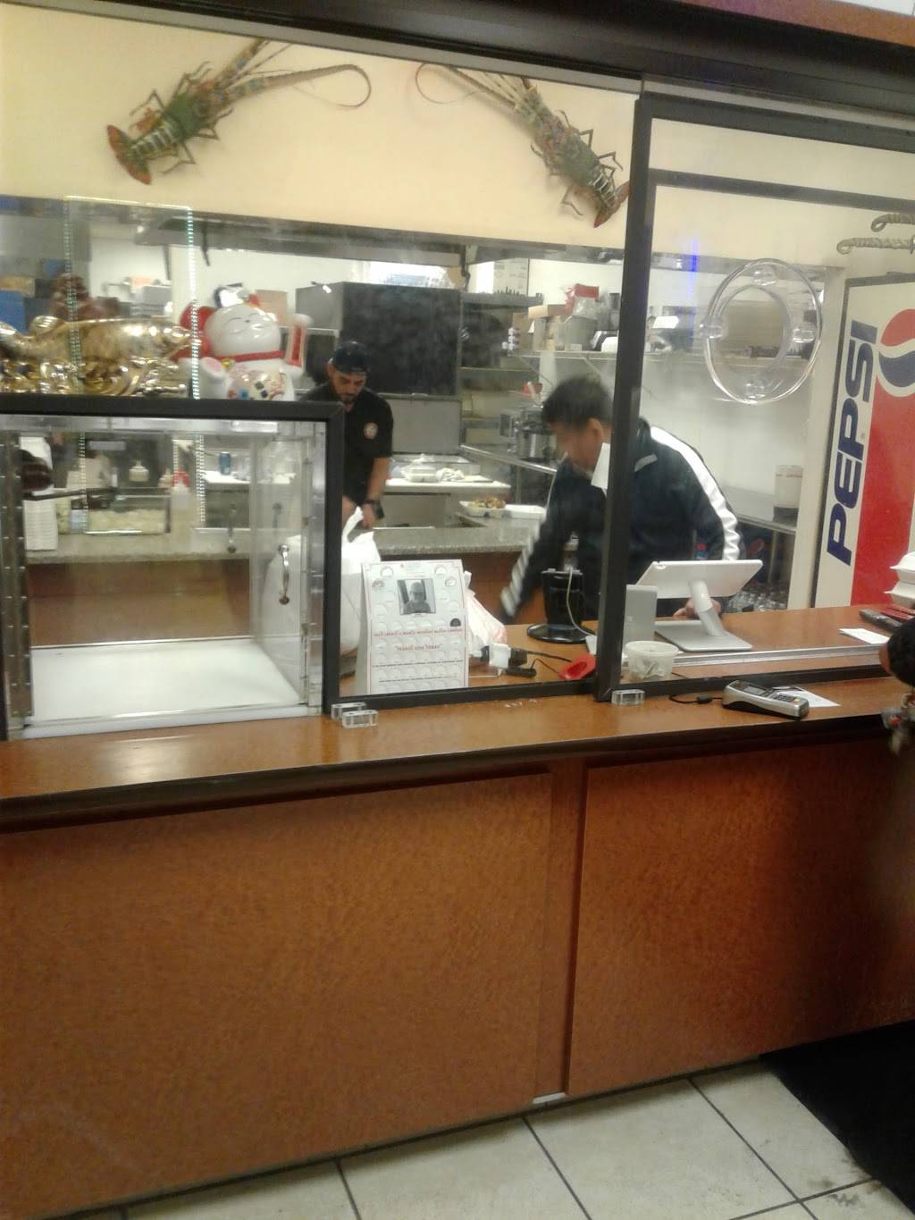 Sakura Japanese Cuisine | restaurant | 2533 E 55th St, Cleveland, OH 44104, USA | 2168818839 OR +1 216-881-8839