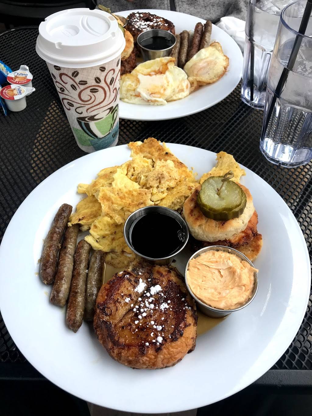 Union Cafe | cafe | 782 N High St, Columbus, OH 43215, USA | 6144212233 OR +1 614-421-2233