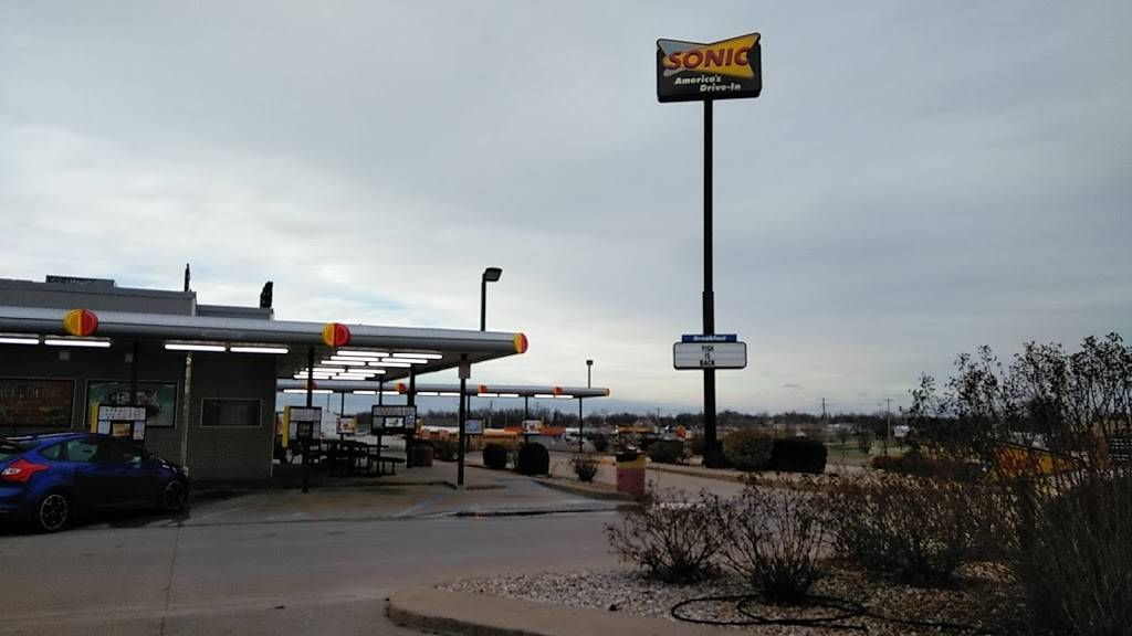 Sonic Drive-In | restaurant | 1409 South, State Hwy 39, Stockton, MO 65785, USA | 4172764200 OR +1 417-276-4200