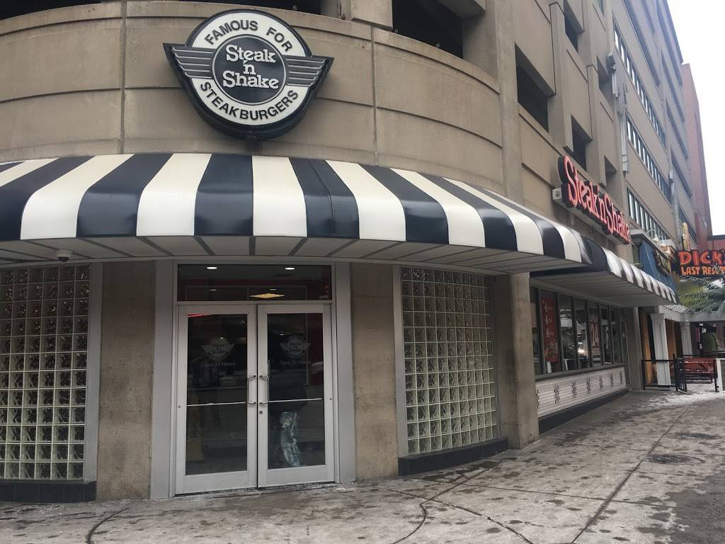 Steak n Shake | restaurant | 101 W Maryland St, Indianapolis, IN 46225, USA | 3176348703 OR +1 317-634-8703