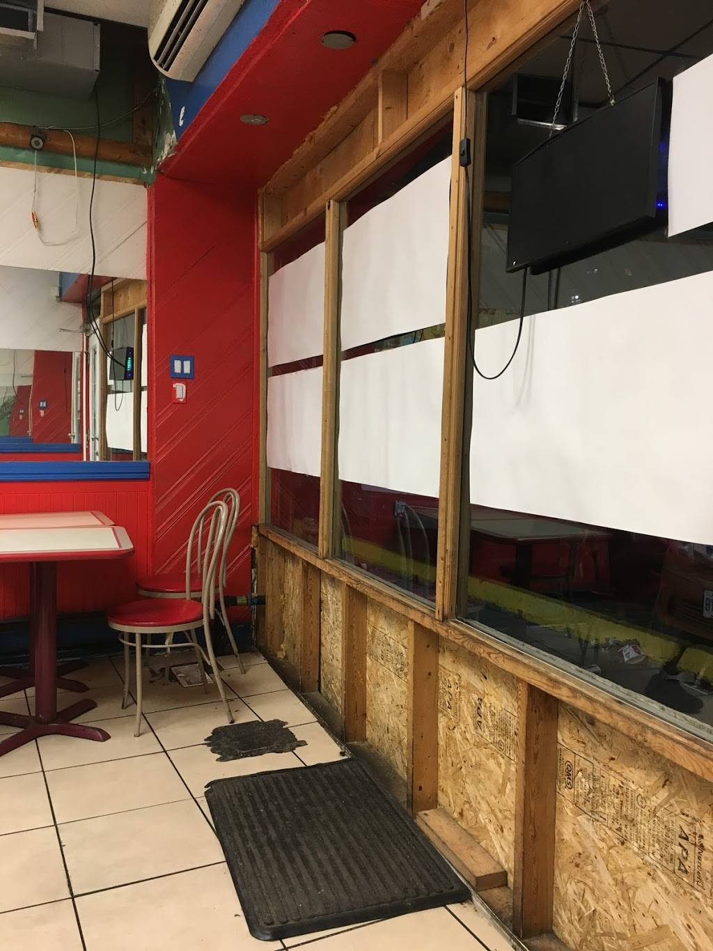 Four C | restaurant | 1758 Lawrence Ave E, Scarborough, ON M1R 2Y1, Canada | 6477483444 OR +1 647-748-3444