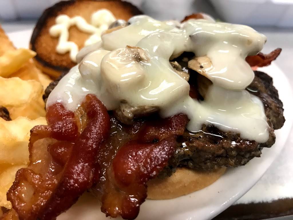 Leos Diner | restaurant | 6055 Maple St, Omaha, NE 68104, USA | 4025532280 OR +1 402-553-2280