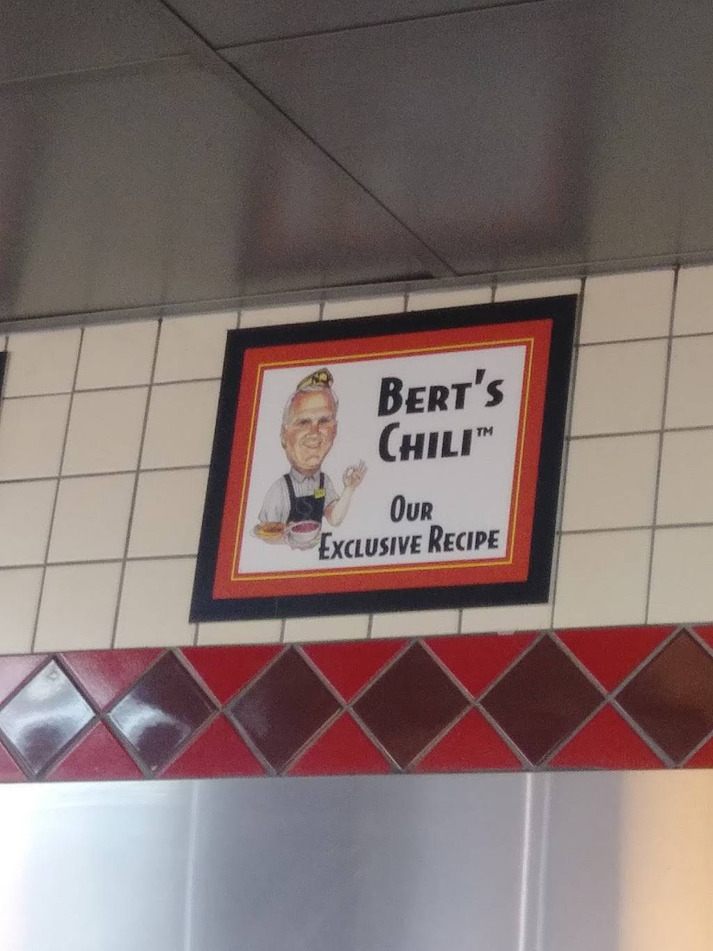 Waffle House | meal takeaway | 2305 Vintage Ct, Excelsior Springs, MO 64024, USA | 8166372281 OR +1 816-637-2281