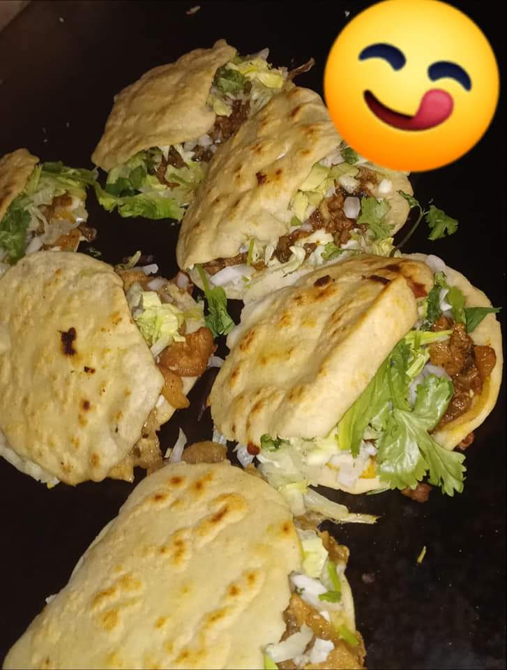 Taquería y Pupuseria Rosa Elena | restaurant | 13836 Bonham St, Houston, TX 77015, USA | 7139308303 OR +1 713-930-8303