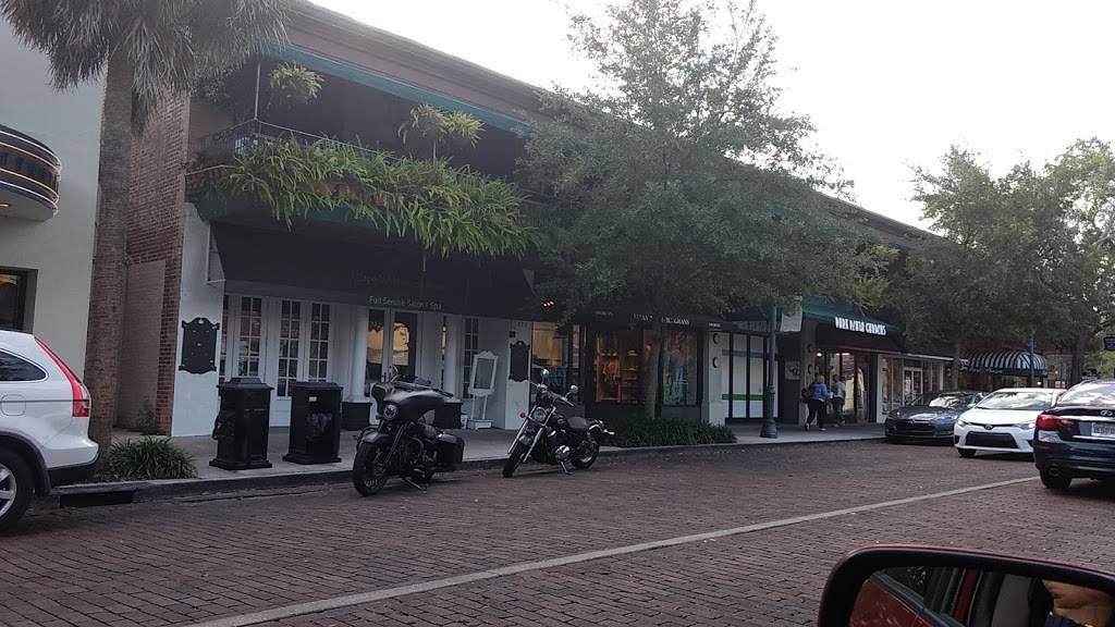 blu on the avenue | restaurant | 326 S Park Ave, Winter Park, FL 32789, USA | 4079603778 OR +1 407-960-3778