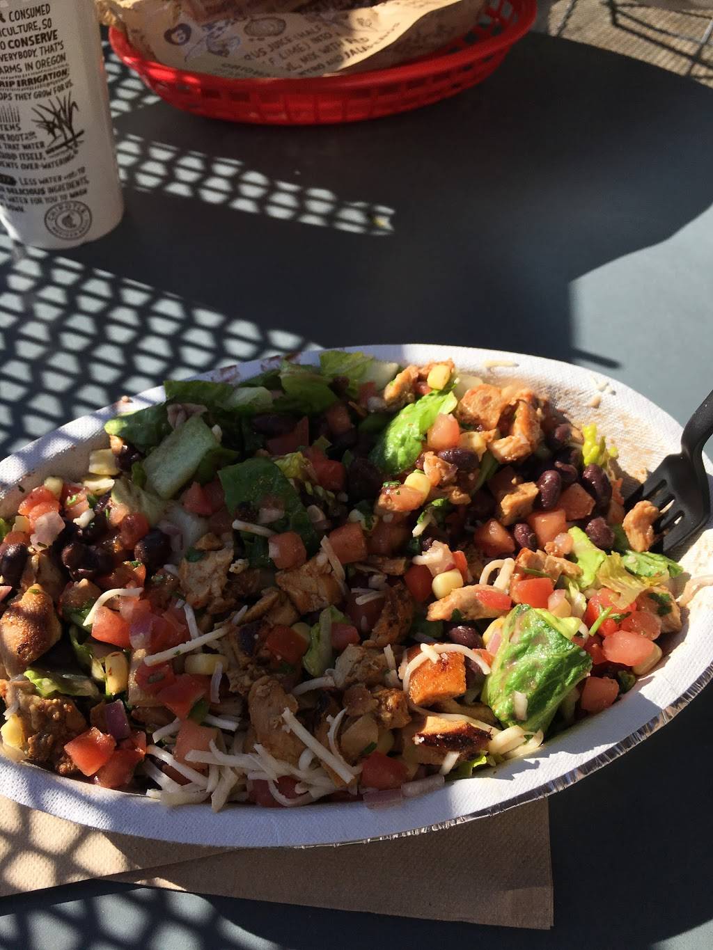 Chipotle Mexican Grill | restaurant | 4471 Willard Ave, Chevy Chase, MD 20815, USA | 3016546661 OR +1 301-654-6661