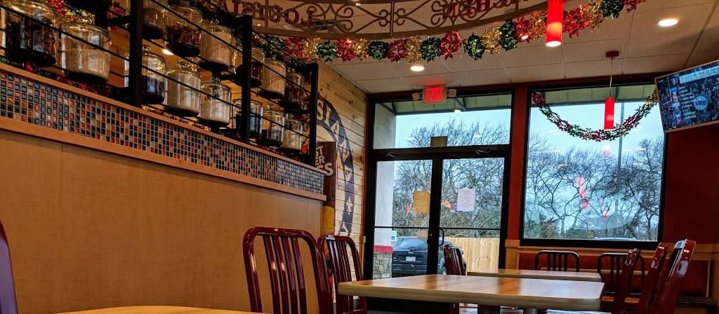 Popeyes Louisiana Kitchen | restaurant | 1100 Airport Fwy, Bedford, TX 76022, USA | 8178641600 OR +1 817-864-1600