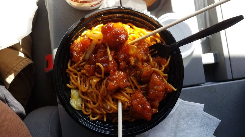 Corner Express | restaurant | 5750 Whittier Blvd, Commerce, CA 90022, USA | 3234907552 OR +1 323-490-7552