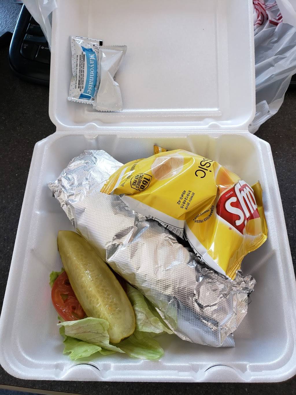 Annies Pizza | restaurant | 4771 Cane Run Rd, Louisville, KY 40216, USA | 5024492499 OR +1 502-449-2499