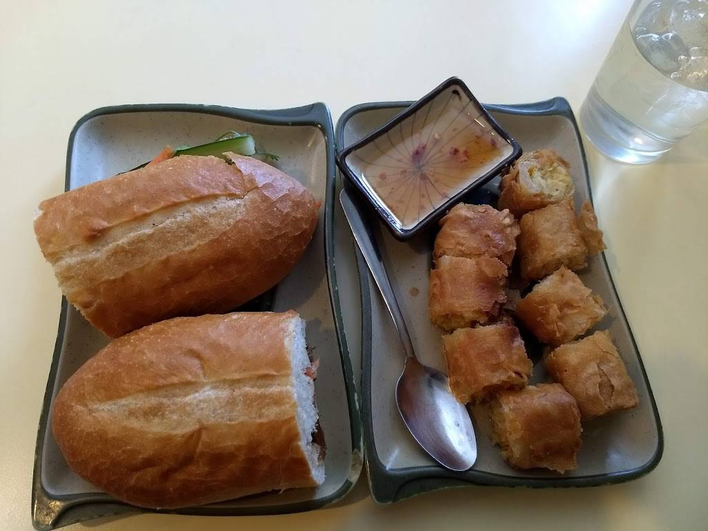 Jasmine Deli | restaurant | 2532 Nicollet Ave, Minneapolis, MN 55404, USA | 6128704700 OR +1 612-870-4700