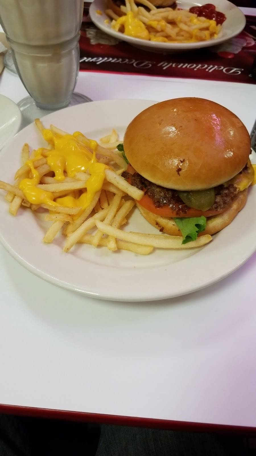 Steak n Shake | restaurant | 518 Essex Dr, Kokomo, IN 46901, USA | 7658688206 OR +1 765-868-8206