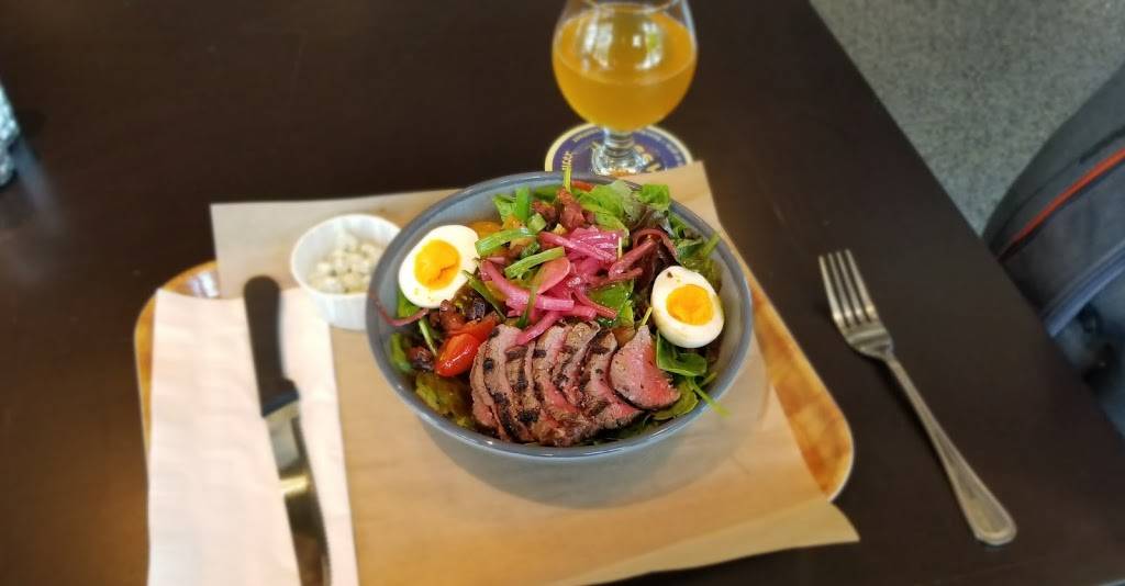 Flying Saucer drink emporium | restaurant | 3111 Olympus Boulevard, Dallas, TX 75019, USA | 9724401580 OR +1 972-440-1580