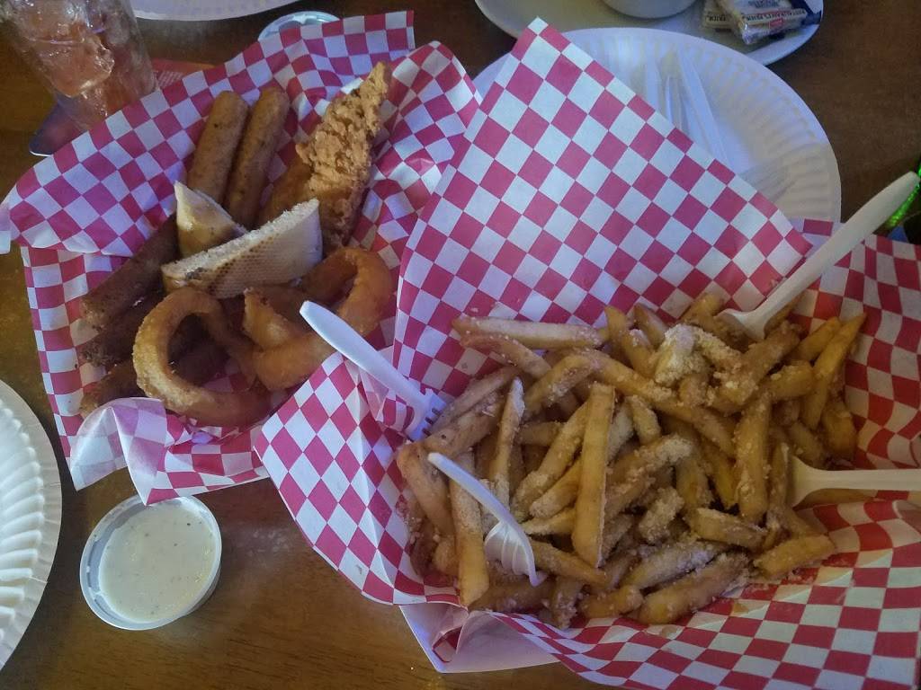 Lagorios Grill & Bar | restaurant | 25550 E, CA-4, Farmington, CA 95230, USA | 2098865112 OR +1 209-886-5112