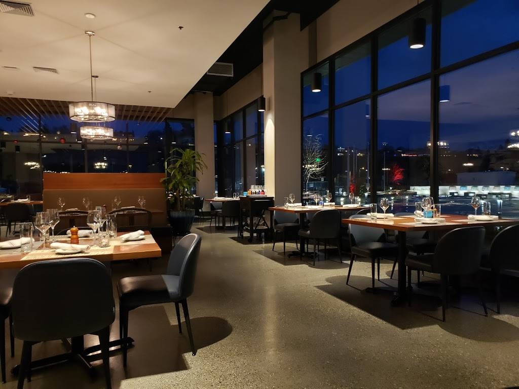 Jetty Bar & Grille | restaurant | 1028 13th St, Everett, WA 98201, USA | 4255354414 OR +1 425-535-4414