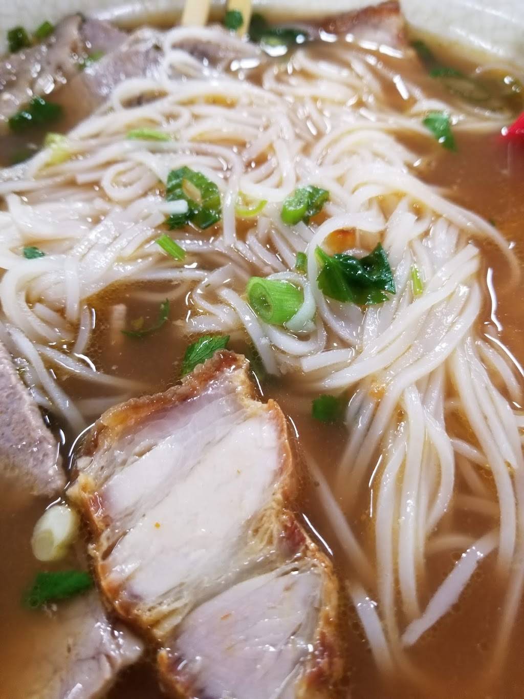 Legendary Pho Kitchen | restaurant | 4446 Ashlan Ave, Fresno, CA 93722, USA | 5592718889 OR +1 559-271-8889