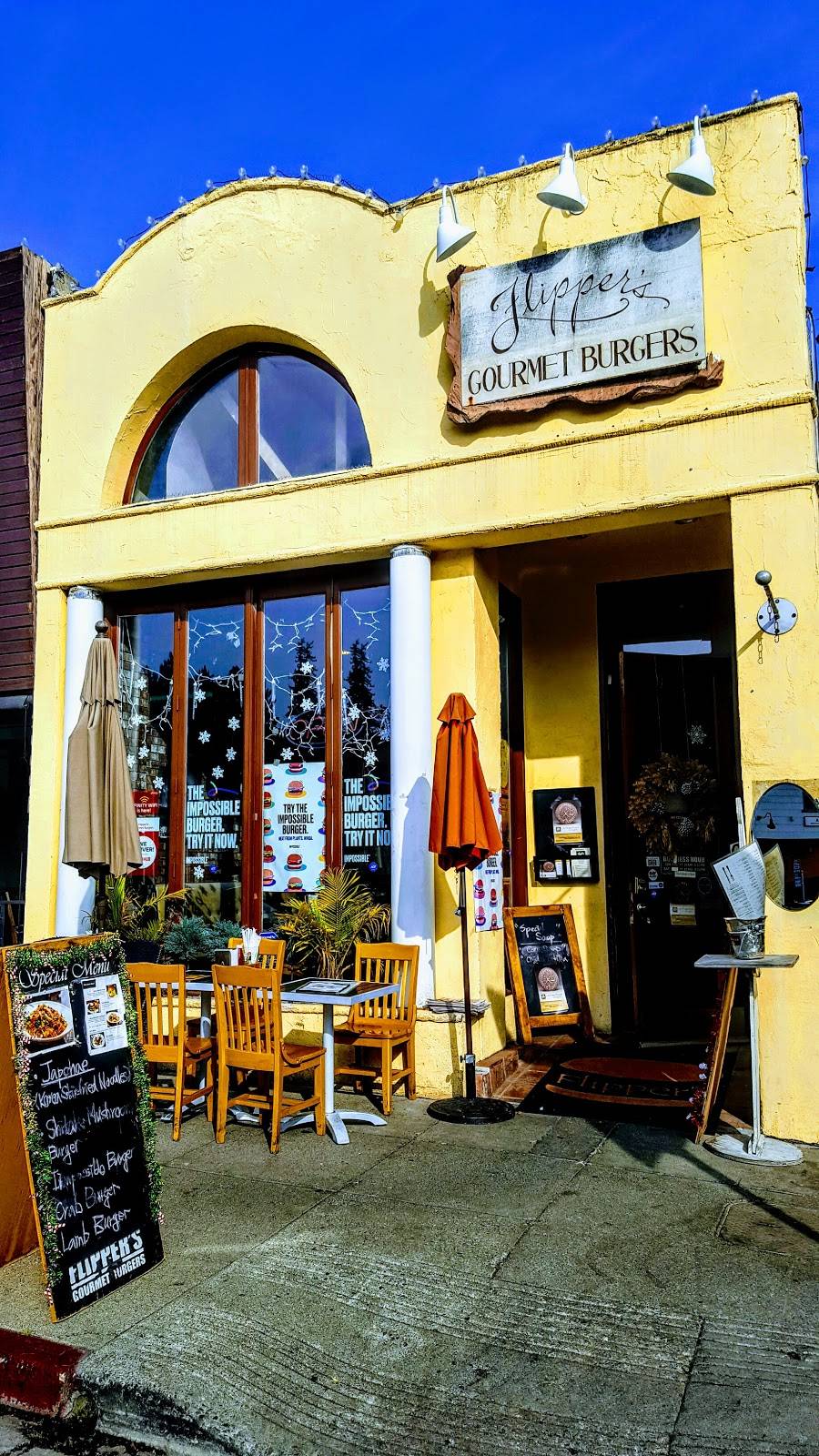 Flippers Gourmet Burgers | restaurant | 2062 Mountain Blvd, Oakland, CA 94611, USA | 5103392082 OR +1 510-339-2082