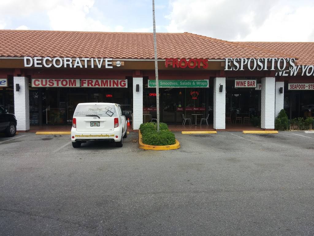 Froots Davie | restaurant | 2227 S University Dr, Davie, FL 33324, USA | 9545332062 OR +1 954-533-2062