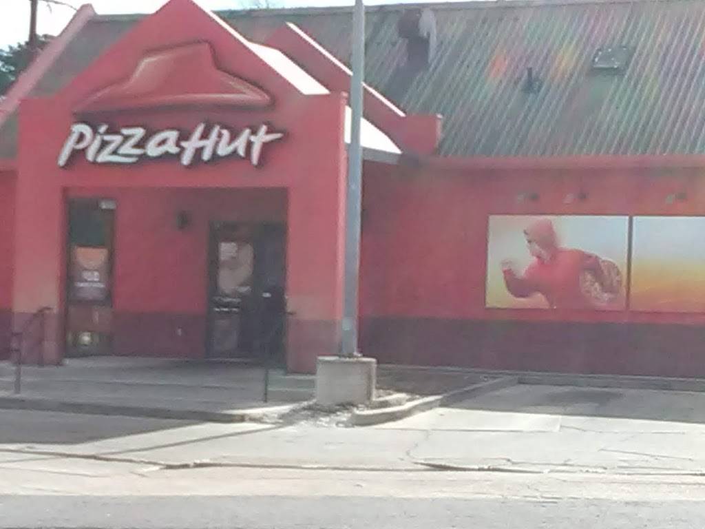 Pizza Hut | meal takeaway | 1809 S Sherwood Forest Blvd Space A-2, Baton Rouge, LA 70816, USA | 2252736630 OR +1 225-273-6630