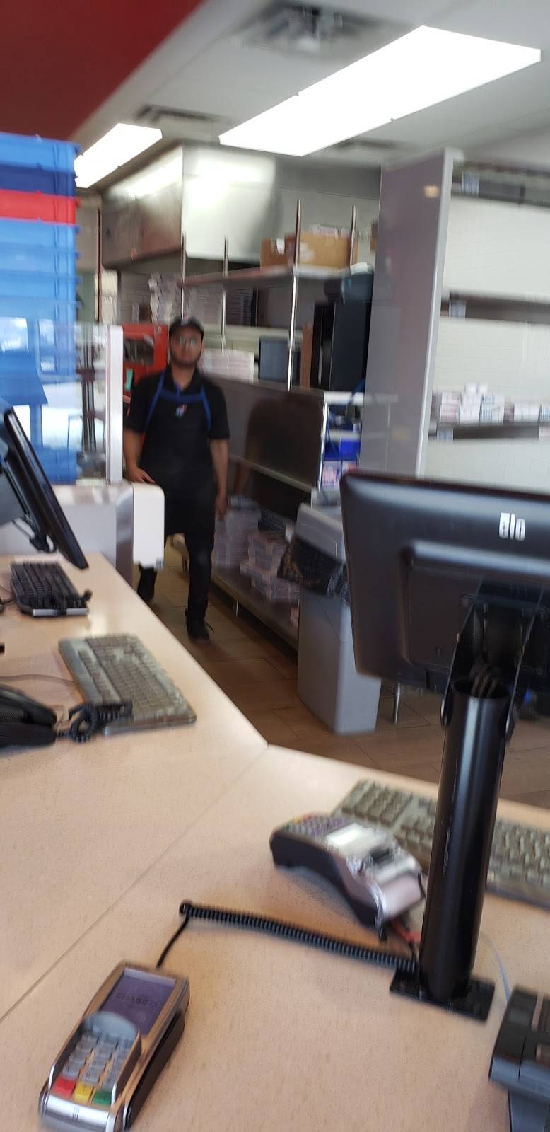 Dominos Pizza | meal delivery | 2387 Trafalgar Rd Unit #1, Oakville, ON L6H 6K7, Canada | 9052572900 OR +1 905-257-2900